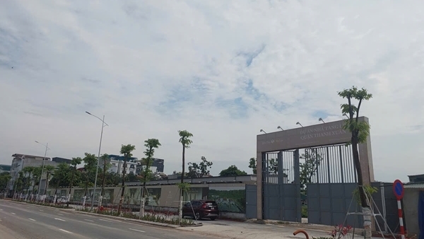 Người dân bất an vì 2 tòa tháp 13 tầng gây tranh cãi