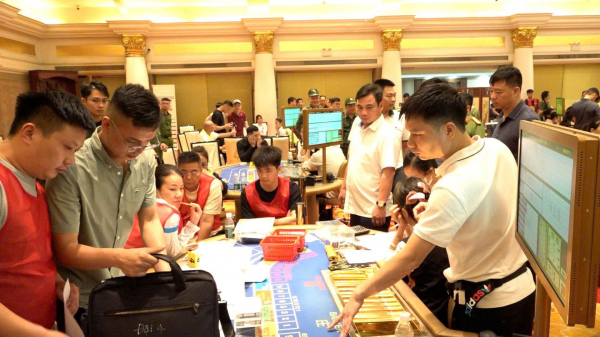 Triệt phá tụ điểm tổ chức đánh bạc và đánh bạc quy mô “khủng” núp bóng doanh nghiệp tại khu vực biên giới Lạng Sơn -0