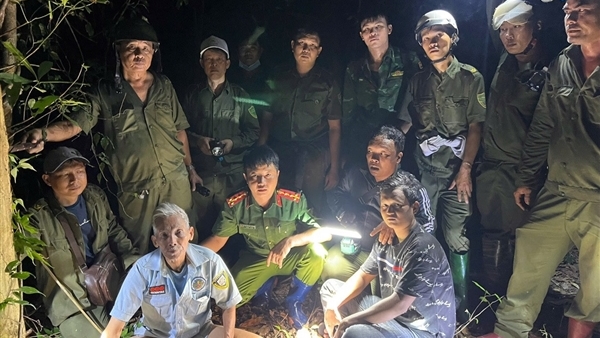 Tìm thấy thi thể người vợ sau 7 ngày cùng chồng mất tích trong rừng