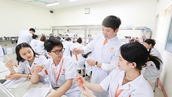 Xu hướng mở rộng tổ hợp xét tuyển ở khối ngành Y, Dược có đáng lo ngại?