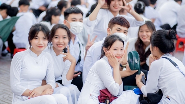 Hà Nội đưa hai trường chuyên tiệm cận chuẩn quốc tế