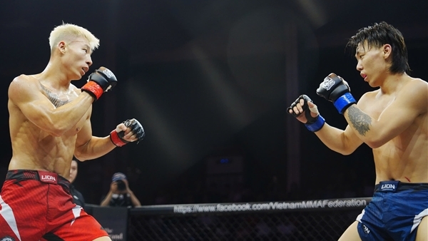 Bàn Văn Hoàng để thua đáng tiếc trước Châu La tại LION Championship 31