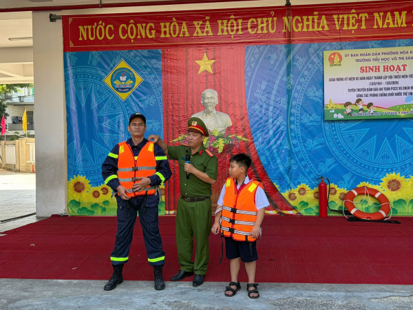 Cảnh sát PCCC và CNCH Đà Nẵng: 