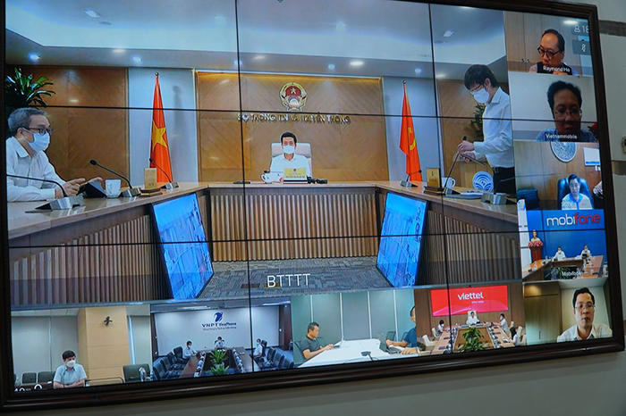 MobiFone giảm giá cước, hỗ trợ dịch vụ viễn thông trong thời gian thực hiện giãn cách xã hội -0