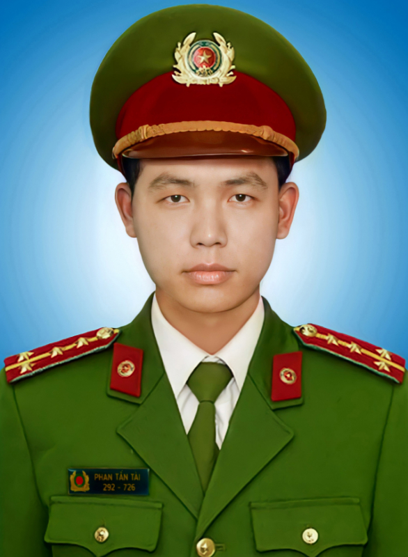 Chủ tịch nước truy tặng Huân chương Chiến công hạng Nhì cho Đại úy Phan Tấn Tài -0