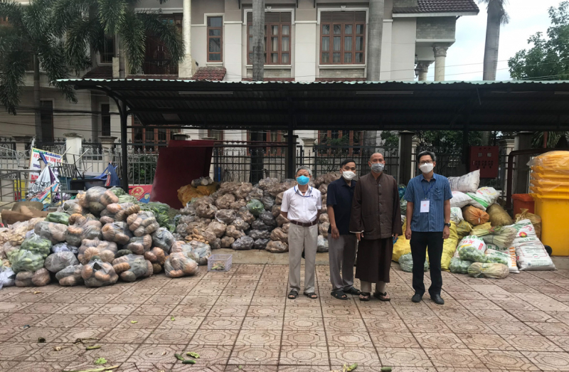 Các cơ sở tôn giáo tích cực tham gia phòng, chống dịch COVID-19 -0