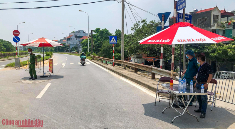 Ấm lòng tình quân dân mùa dịch -1