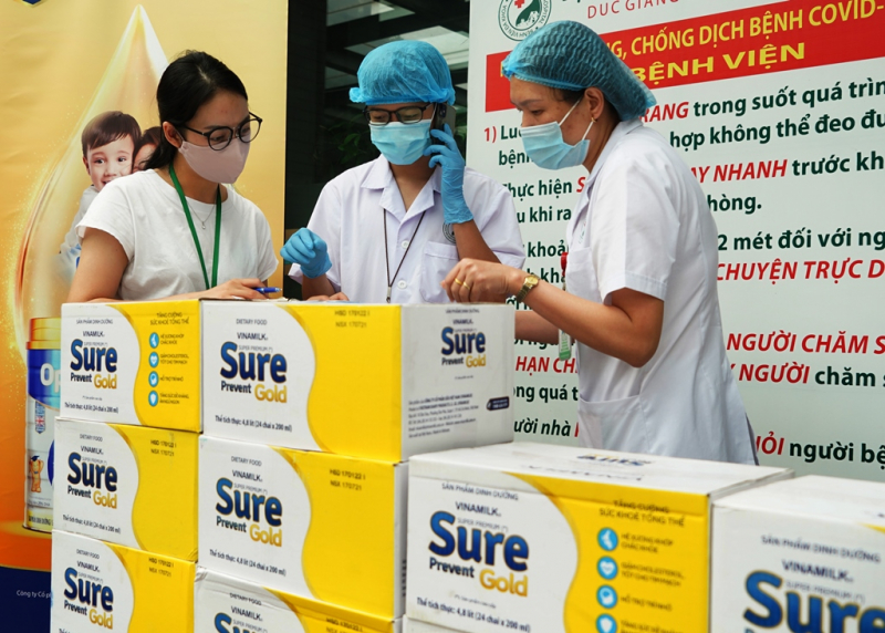 Vinamilk đẩy mạnh hành trình tiếp sức tuyến đầu chống dịch tại 50 bệnh viện -0