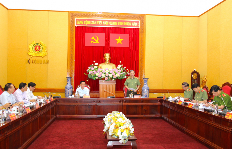 Đoàn kiểm tra của Ban Bí thư làm việc với Ban Thường vụ Đảng ủy Công an Trung ương -0