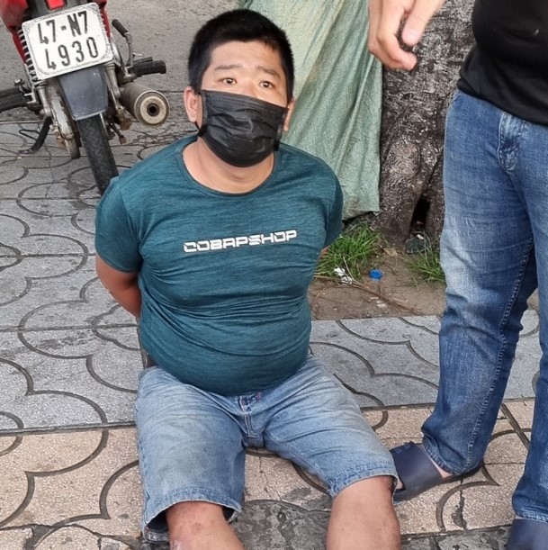 Nhanh chóng bắt giữ tên cướp liều lĩnh ngay trong ngày -1