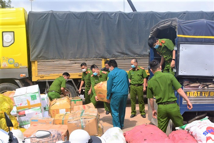 17 tấn nông sản hỗ trợ Bệnh viện 30/4 Bộ Công an -0
