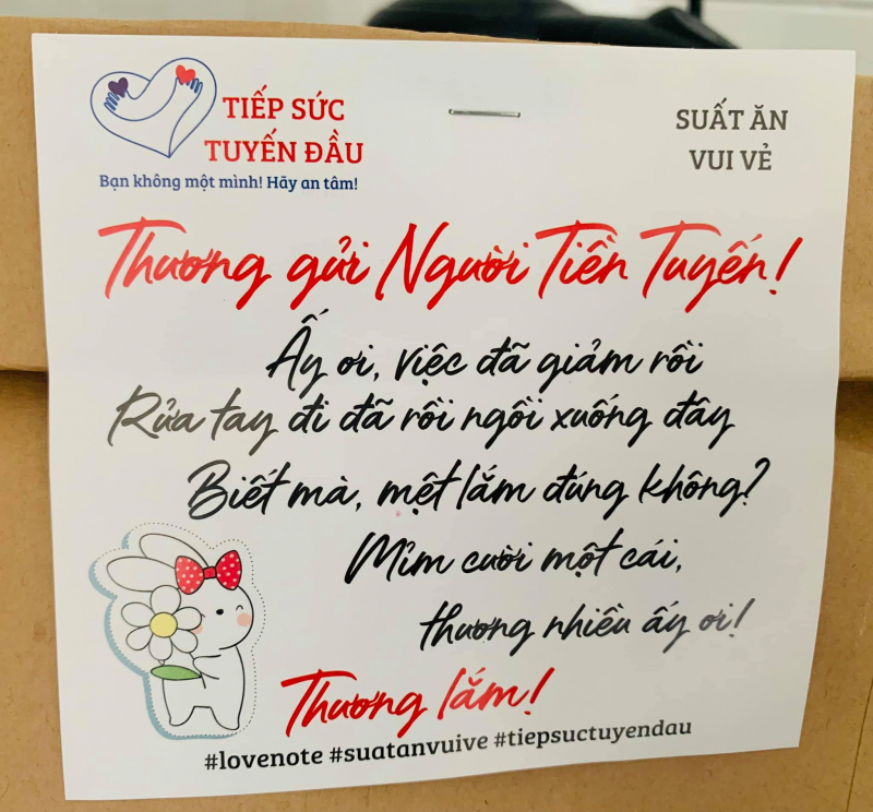 Sư cô tình nguyện ở bệnh viện dã chiến -0