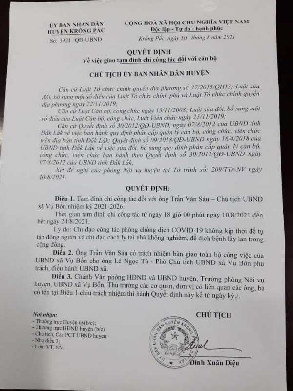 Chủ tịch xã bị đình chỉ công tác do “lơ là chống dịch” -0
