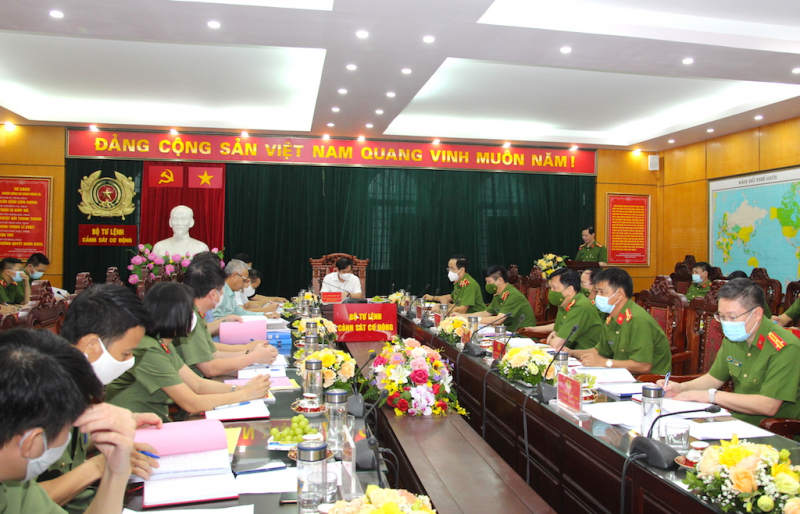 Tăng cường giáo dục chính trị tư tưởng cho lực lượng Cảnh sát cơ động -0