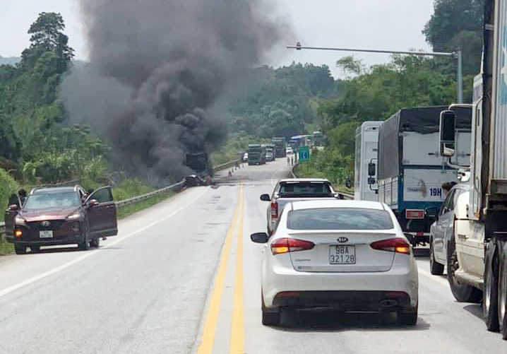 26e218684a96bdc8e487.jpg -0