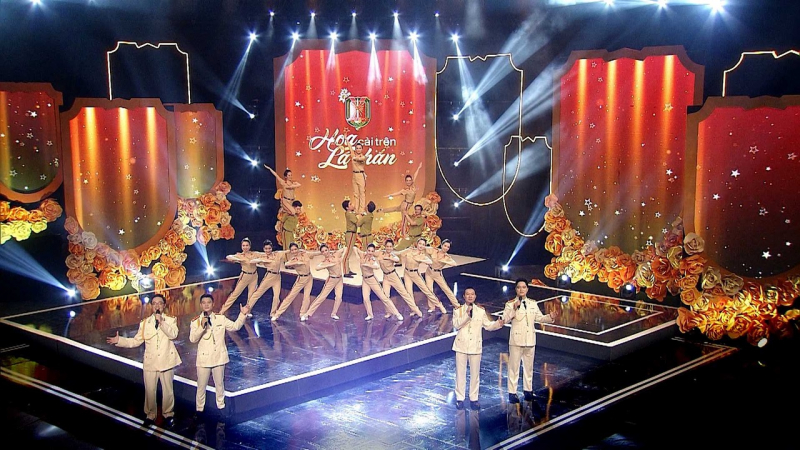 hoa cai la chan.jpeg -0