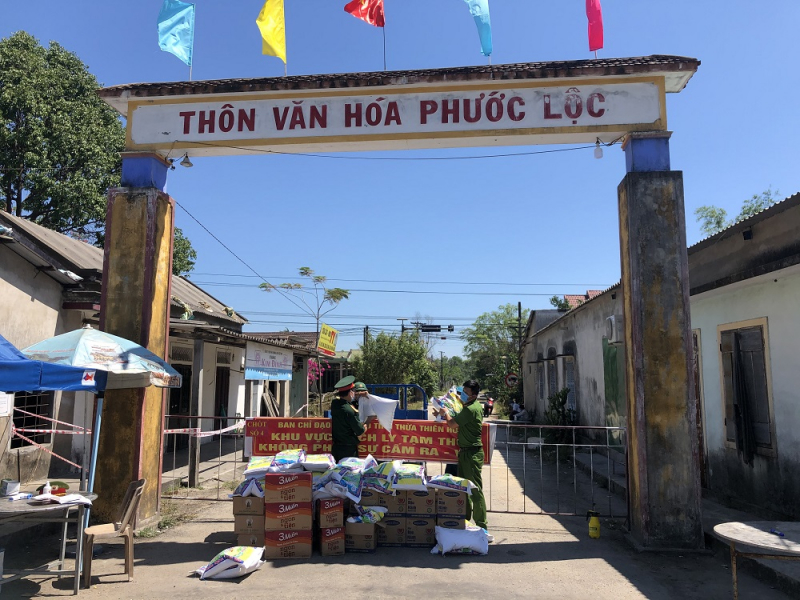 Tạm đình chỉ công tác Chủ tịch xã vì giám sát người sau cách ly không nghiêm -0
