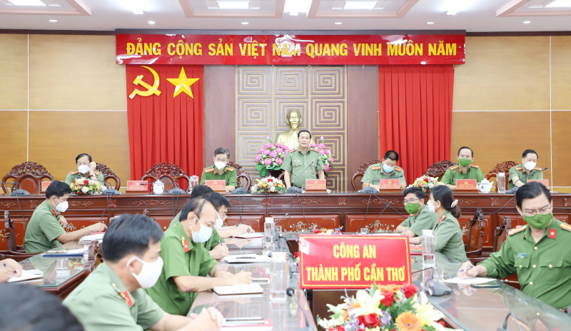 Công an TP Cần Thơ quyết tâm “giữ vững vùng xanh, hóa xanh vùng đỏ”  -0