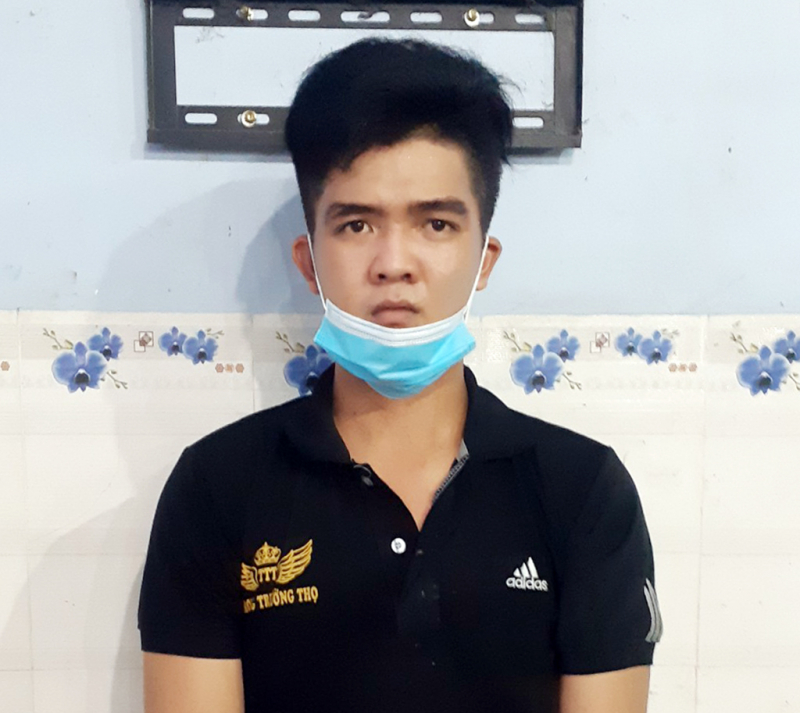 Bắt tạm giam 3 đối tượng trong đường dây mua bán trái phép súng quân dụng -0