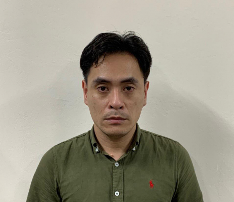 Khởi tố kiểm soát viên chính Tổng cục Quản lý thị trường liên quan vụ sản xuất, buôn bán hàng giả -0