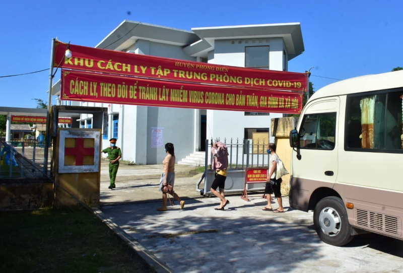Huế xử phạt, cách ly có thu phí đối với người về từ các tỉnh, thành phố đang giãn cách xã hội -0