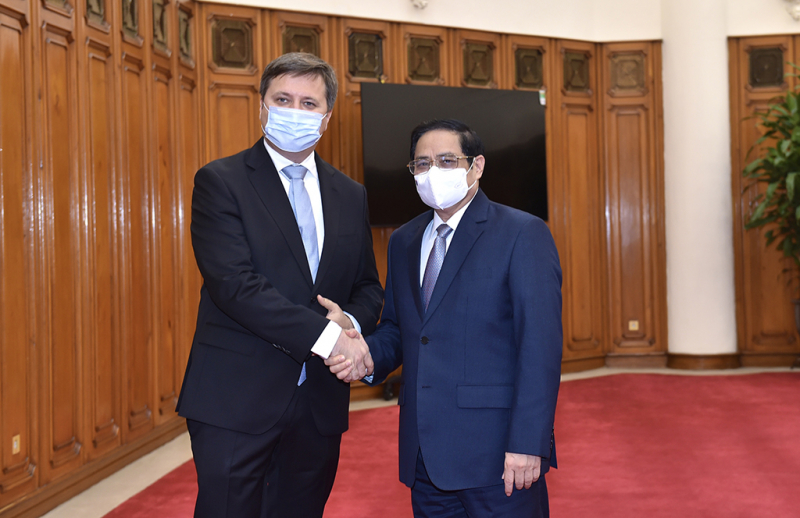 Ba Lan tặng và nhượng lại cho Việt Nam hơn 3,5 triệu liều vaccine phòng COVID-19 -0