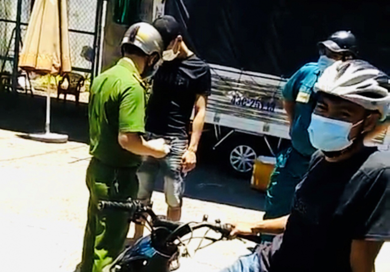 Phát hiện nhiều đối tượng ra đường không đúng quy định dương tính với ma túy -0