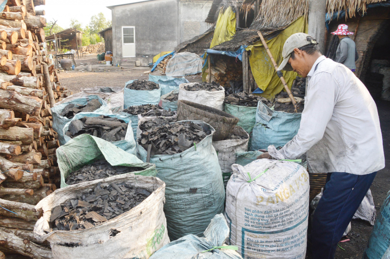 Sóc Trăng cách ly y tế một xã trên 20.000 người  -0