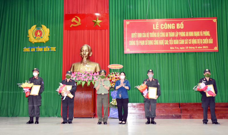 Thành lập Phòng An ninh mạng và phòng, chống tội phạm sử dụng công nghệ cao; Tiểu đoàn Cảnh sát cơ động dự bị chiến đấu Công an tỉnh Bến Tre -1