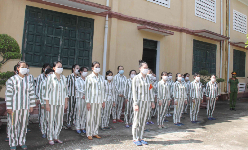 State President inspects amnesty work in Bac Giang -1