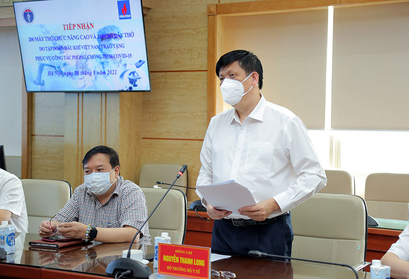 Petrovietnam tặng 200 máy thở dòng chức năng cao để điều trị bệnh nhân COVID-19 nặng -0