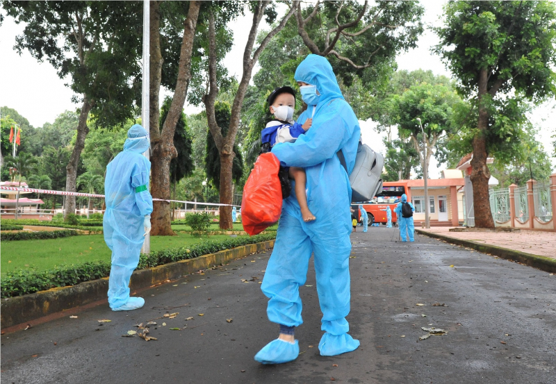 Thêm 346 công dân Đắk Lắk được đón về quê -1