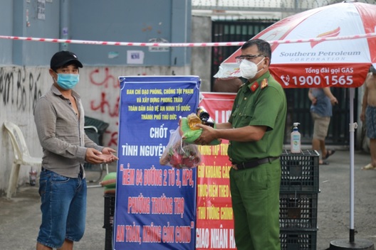 “Phòng tuyến vững chắc” trong cuộc chiến phòng, chống dịch COVID-19 -0