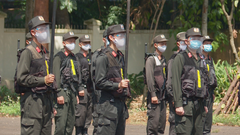 Tiếp tục tăng cường hơn 300 Cảnh sát cơ động tại các chốt cửa ngõ TP Hồ Chí Minh -0