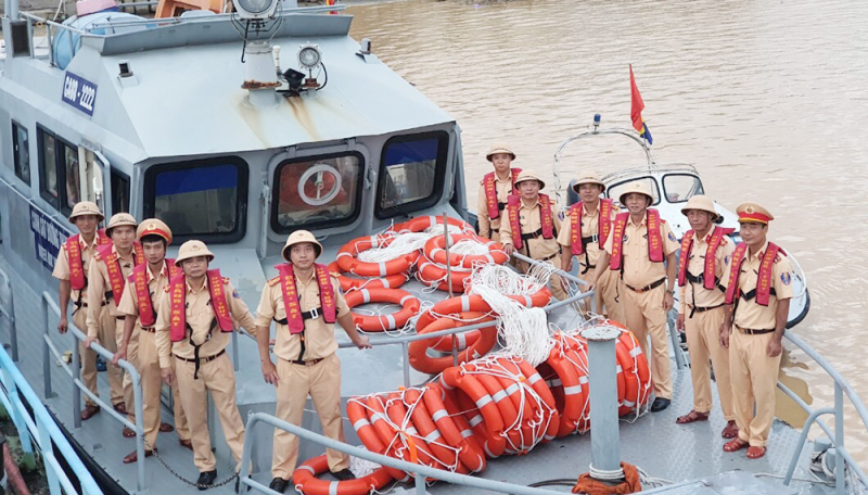 28- so 198----- Phá án nơi cửa biển -0
