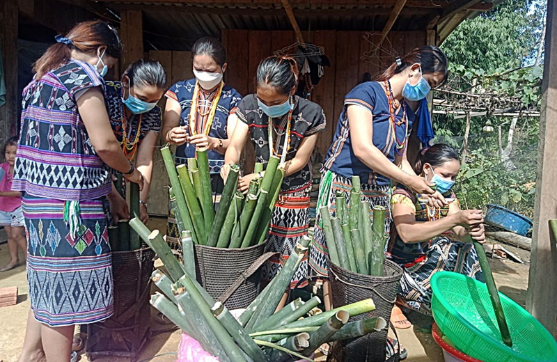 Đồng bào Cơ tu Quảng Nam hỗ trợ hơn 12 tấn nông sản cho người dân Đà Nẵng -0