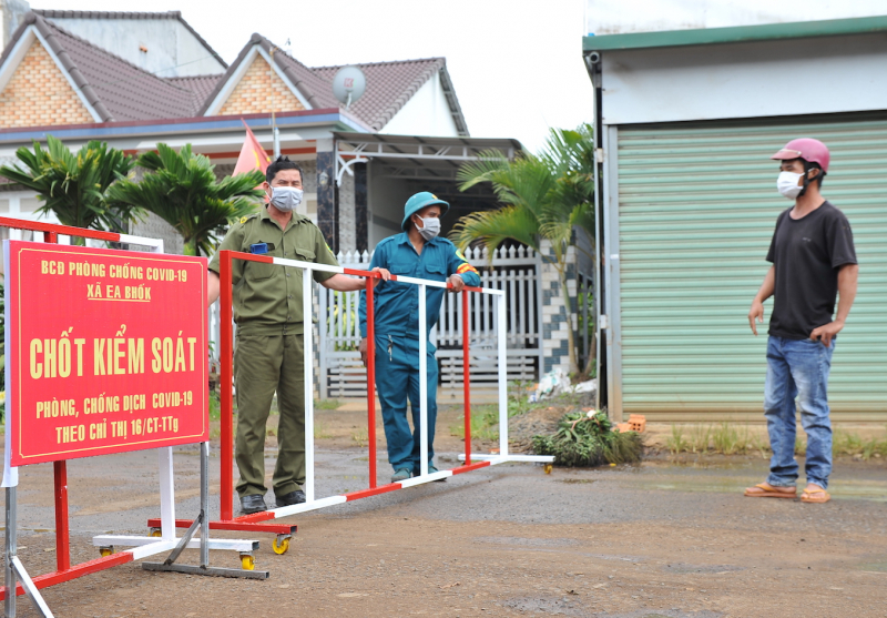 Tự ý rời khỏi địa phương trong thời gian giãn cách, Bí thư xã bị tạm đình chỉ chức vụ -0