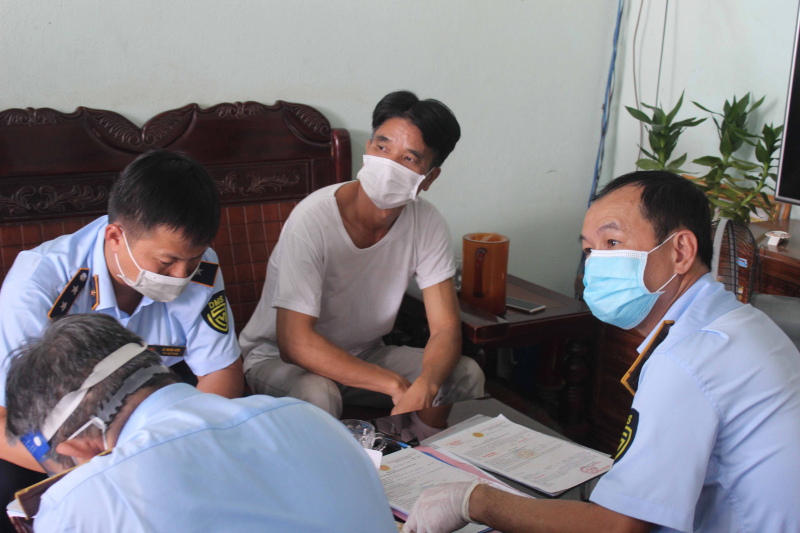 Hơn 1 tấn khẩu trang đã qua sử dụng từ TP Hồ Chí Minh về Đồng Nai tái chế để bán -0