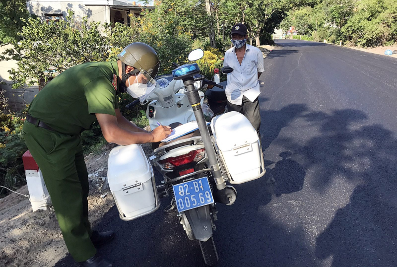 Siết chặt quản lý “vùng đỏ”, bảo vệ “vùng xanh” -0