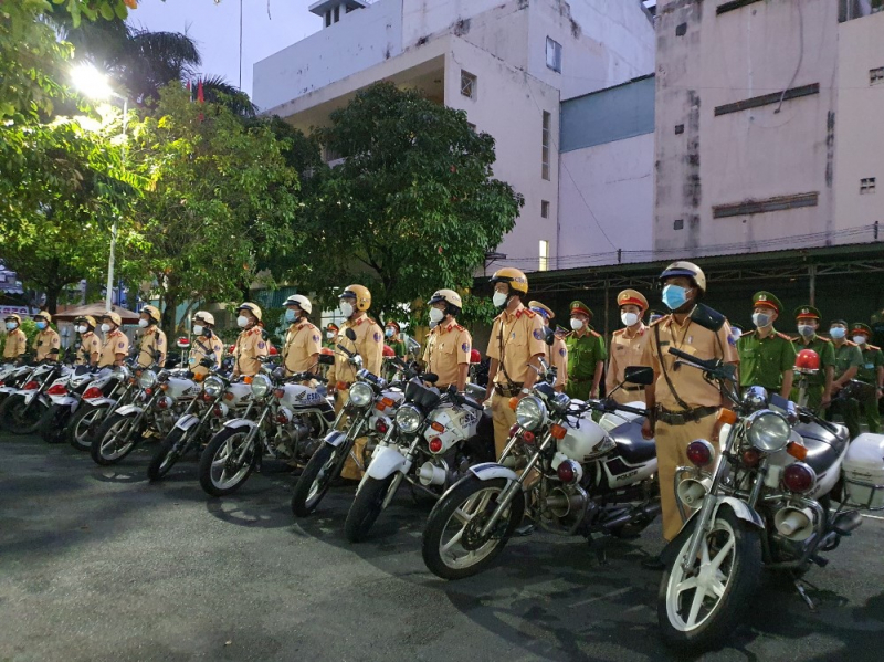 Công an, Quân đội ra quân tăng cường giãn cách xã hội và các biện pháp phòng, chống dịch -0