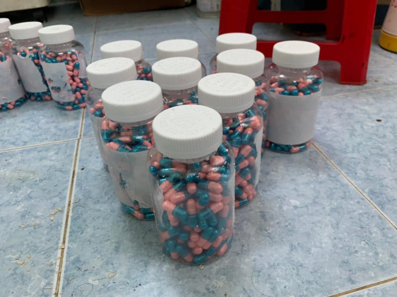 Thông tin mới về vụ phá đường dây sản xuất thuốc điều trị COVID-19 giả -2
