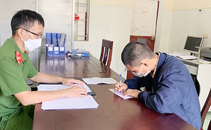 Xử phạt đối tượng trốn cách ly y tế -0