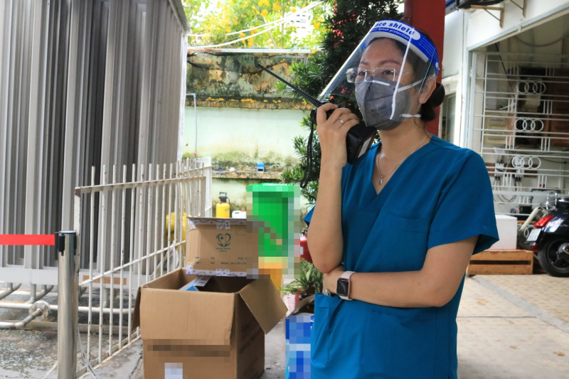 Những chuyến xe ‘chở yêu thương’ tiếp sức y bác sĩ tuyến đầu chống dịch COVID-19 -0