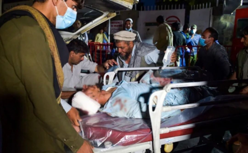 Cảnh tang thương tại Afghanistan sau vụ nổ khiến hơn 70 người chết -0