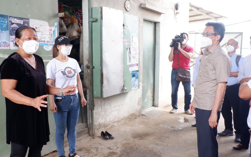 Phó Thủ tướng Vũ Đức Đam thị sát công tác phòng chống dịch ở Long An -0