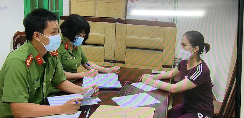 Đường dây cấp thẻ luồng xanh của cán bộ Vụ Vận tải được phát hiện như thế nào ? -0