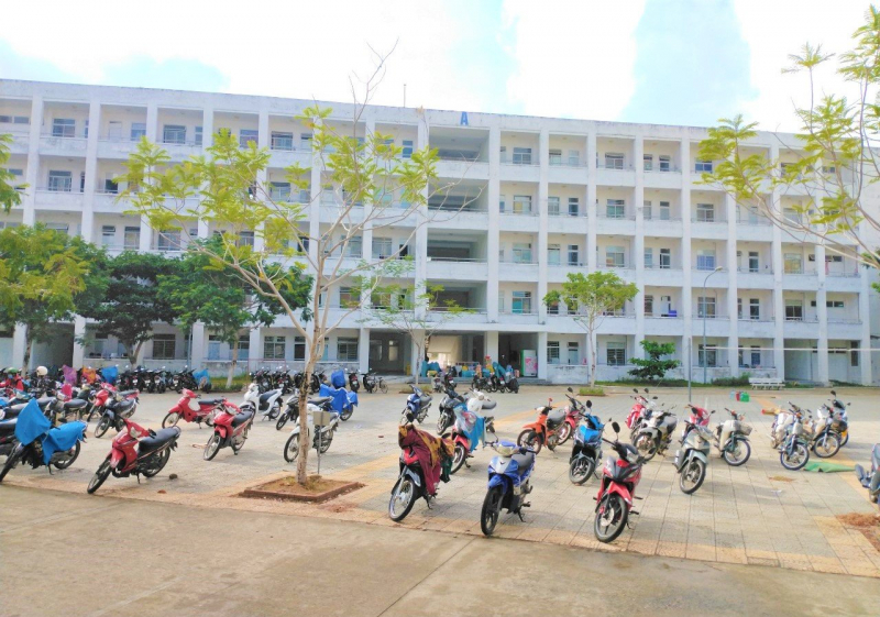 Sinh viên nhường ký túc xá làm bệnh viện dã  quy mô 2.000 giường điều trị bệnh nhân COVID-19 -0