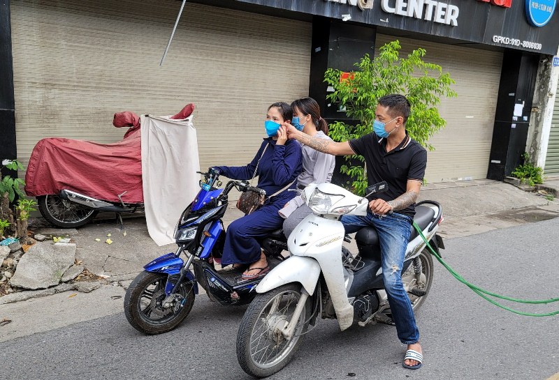 Vừa ra tù tiếp tục cướp giật điện thoại để có tiền chơi ma túy -0