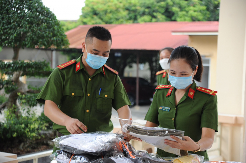 Lễ đặc xá cho các phạm nhân tại Trại giam Suối Hai -0