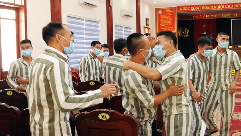 Lễ đặc xá cho các phạm nhân tại Trại giam Suối Hai -0